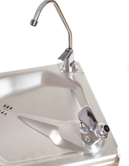 Fuente de agua Steeltec de Uditec